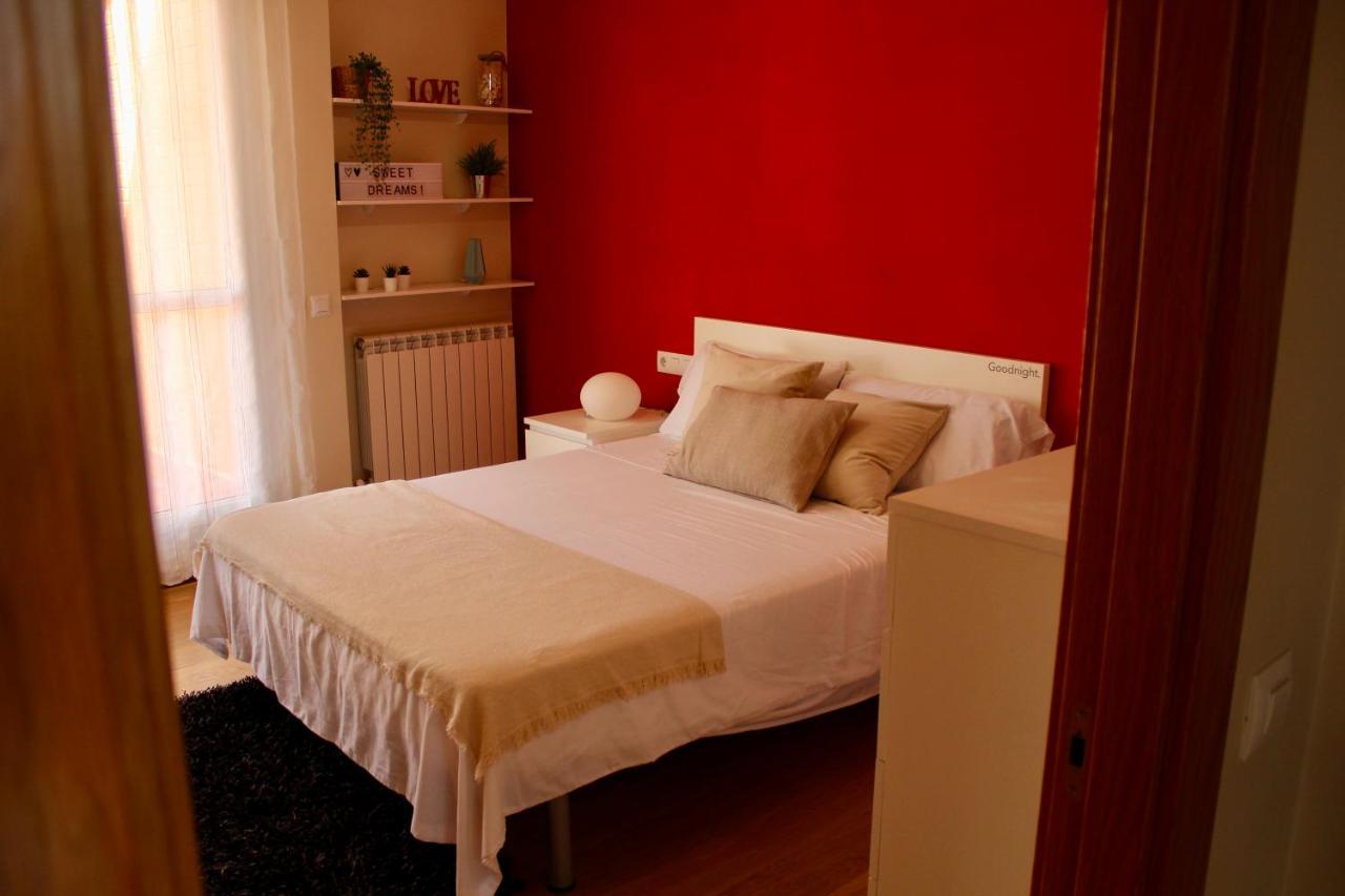 Atico En El Centro Con Amplia Terraza Apartment Entrena Екстериор снимка