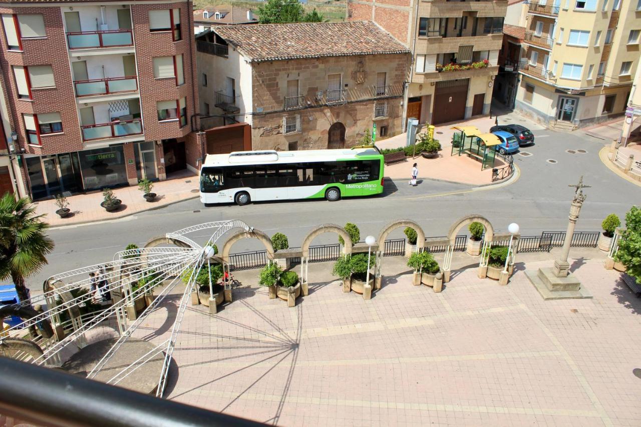Atico En El Centro Con Amplia Terraza Apartment Entrena Екстериор снимка