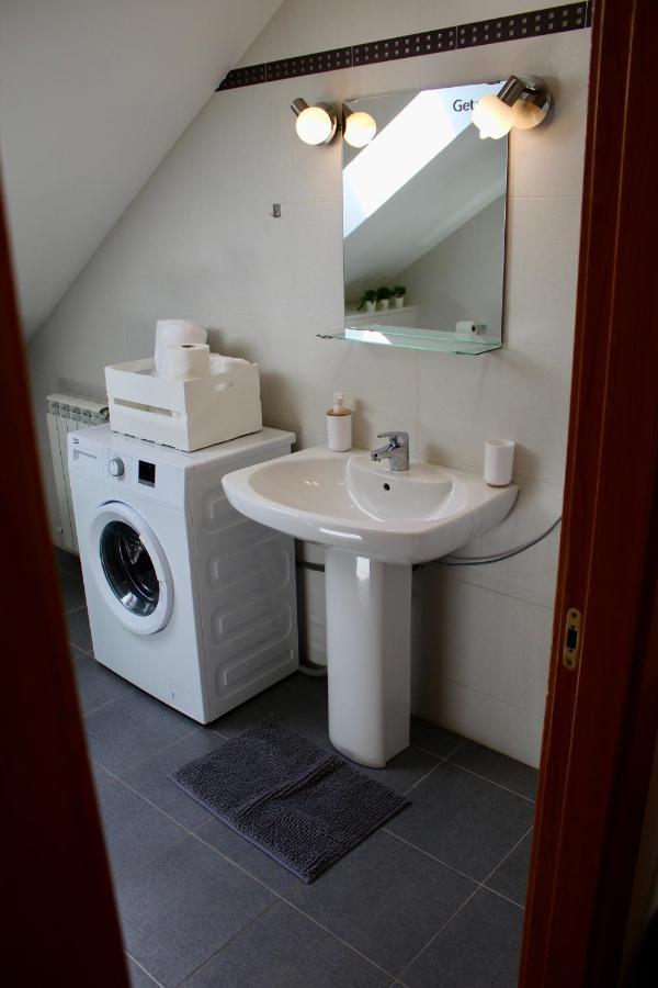 Atico En El Centro Con Amplia Terraza Apartment Entrena Екстериор снимка